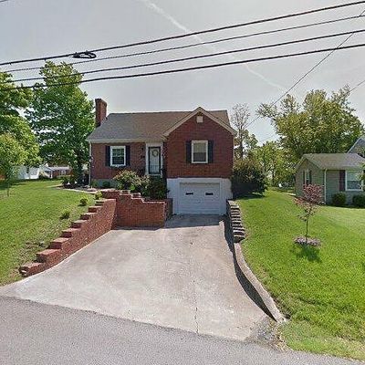 327 W Maple Ave, Lancaster, KY 40444