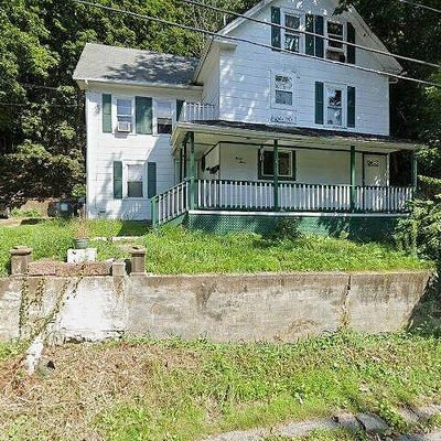 33 Temple St, Spencer, MA 01562