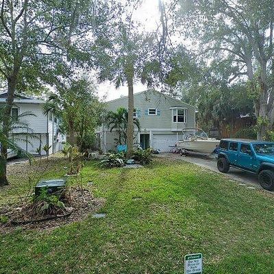 339 Ontario Ave, Crystal Beach, FL 34681