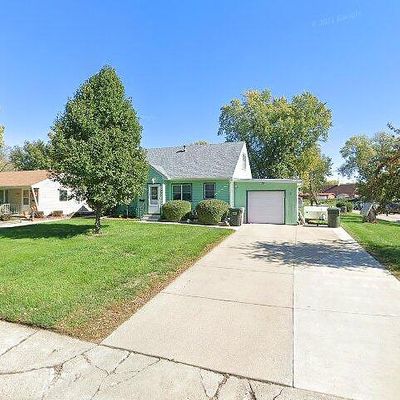 3200 Idlewood St, Sioux City, IA 51104