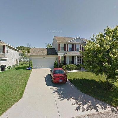 3705 S Falling Leaf Dr Se, Grand Rapids, MI 49512