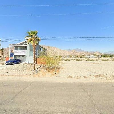 3751 Capri Ln, Thermal, CA 92274