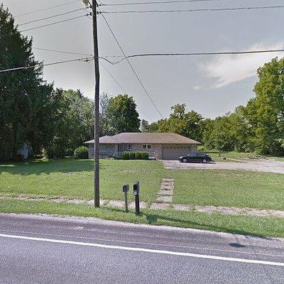 67 W Brookville Rd, Fountaintown, IN 46130