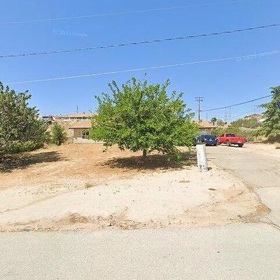 8078 Lassen Ave, Hesperia, CA 92345