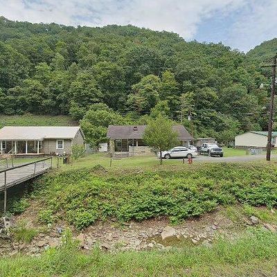 811 Raysal Hollow Rd, Raysal, WV 24879