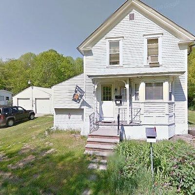 9 Oak St, Winthrop, ME 04364