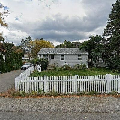 94 Quincy Ave, Dedham, MA 02026