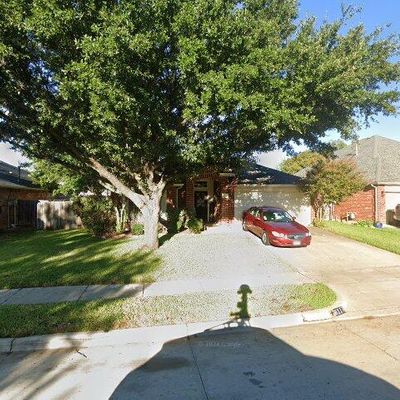 8117 Ross Lake Dr, Fort Worth, TX 76137