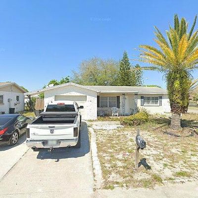 8253 Saybrook Dr, Port Richey, FL 34668