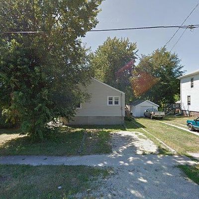 86 S Arthur Ave, Galesburg, IL 61401