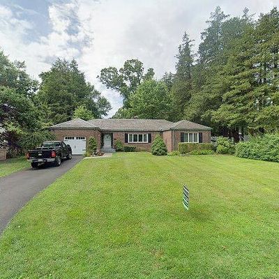 1011 Evergreen Rd, Yardley, PA 19067