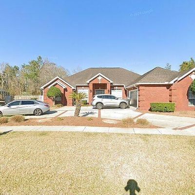 958 Bucyrus Ln, Cantonment, FL 32533