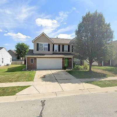 1149 Half Moon Ln, Cicero, IN 46034