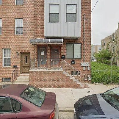 1033 Mount Vernon St, Philadelphia, PA 19123