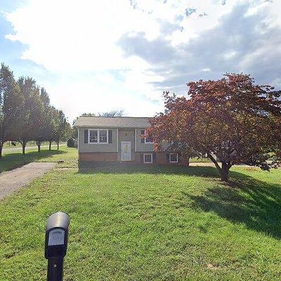 105 Robert Dr, State Road, NC 28676