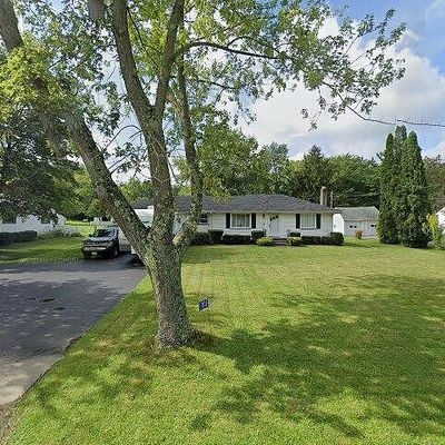 1306 Old Princeton Rd, New Castle, PA 16101