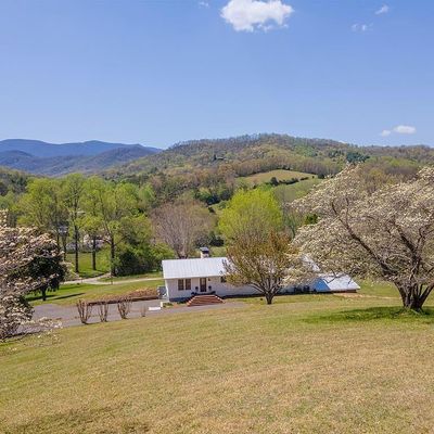 198 Welcome Ln, Otto, NC 28763