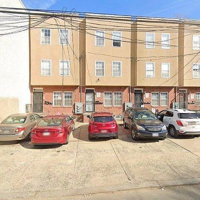 1825 N 18 Th St, Philadelphia, PA 19121