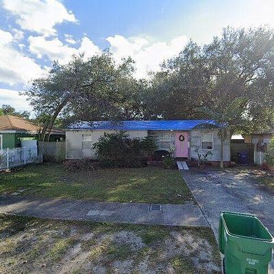 2250 Nw 154 Th St, Opa Locka, FL 33054