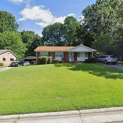 2104 Carpenter St, Greensboro, NC 27403