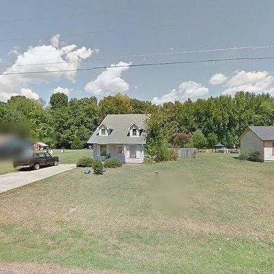 215 Edgewood Dr, Atoka, TN 38004