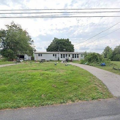 26 Hill Rd, Hanover, PA 17331