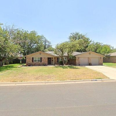 2811 W Dengar Ave, Midland, TX 79705