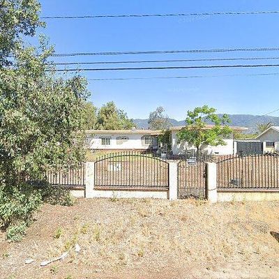 2454 W 1 St Ave, San Bernardino, CA 92407