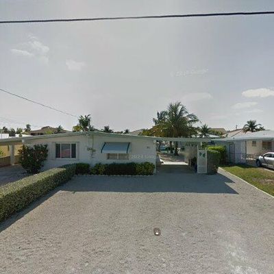 251 9 Th St, Key Colony Beach, FL 33051