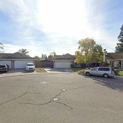 309 Allison Ct, Escalon, CA 95320