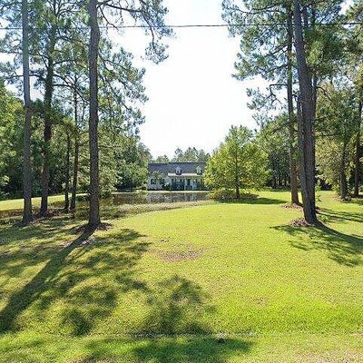 310 Azalea Cir, Swainsboro, GA 30401