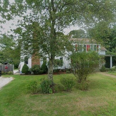 316 Old Center St, Middleboro, MA 02346