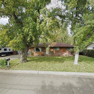 3166 Island Dr, Redding, CA 96001