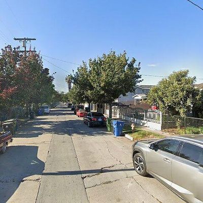 2911 N North Coolidge Ave, Los Angeles, CA 90039