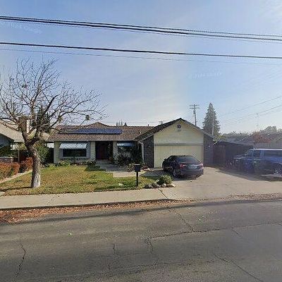 300 N Emerald Ave, Modesto, CA 95351