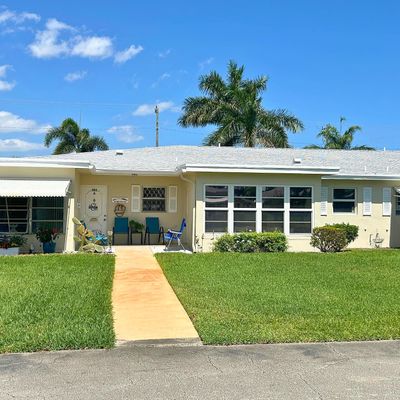 301 Country Lane, Boynton Beach, FL 33435