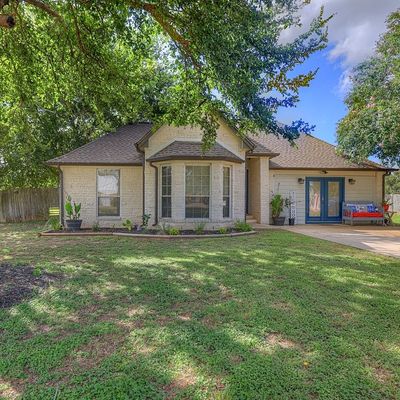 351 Thomas Dr, Martindale, TX 78655