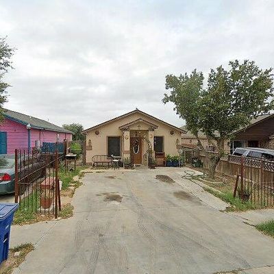 352 Ocean Dr, Laredo, TX 78043