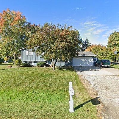 3545 N Division St, Appleton, WI 54911