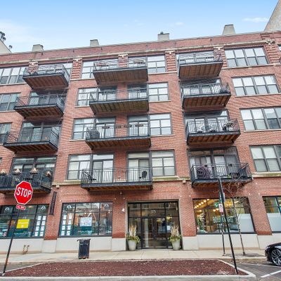 375 W Erie St #608, Chicago, IL 60654