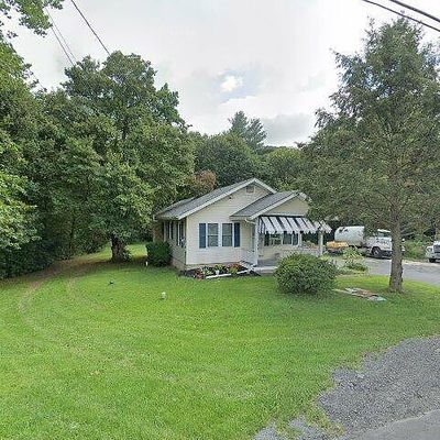 3765 Lehigh Dr, Northampton, PA 18067