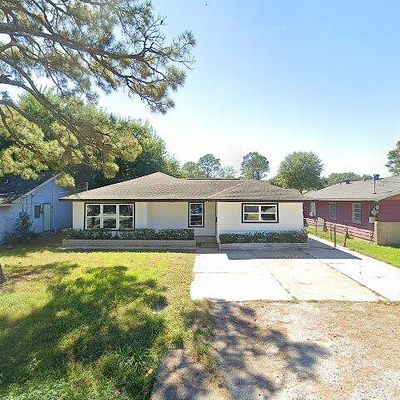 3319 Charles Ave, Groves, TX 77619