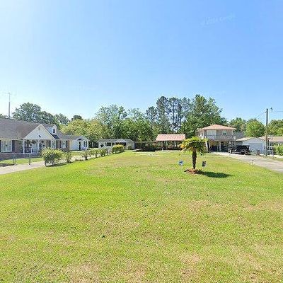 338 Lake Moultrie Dr, Bonneau, SC 29431