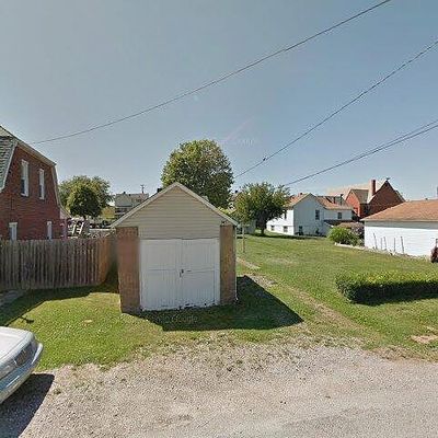 345 Hallam Ave, Meadow Lands, PA 15347