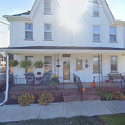 446 W Broad St, Burlington, NJ 08016