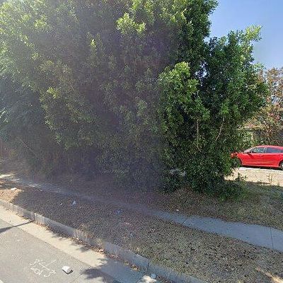 395 N Holliston Ave, Pasadena, CA 91106