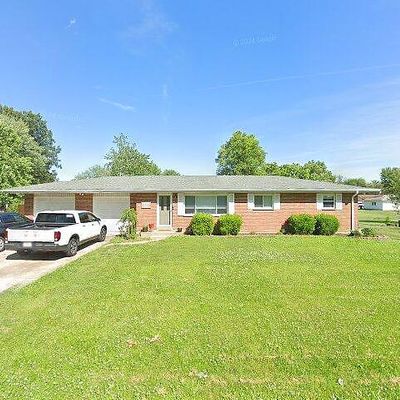 4 Birch Ave, Saint Peters, MO 63376