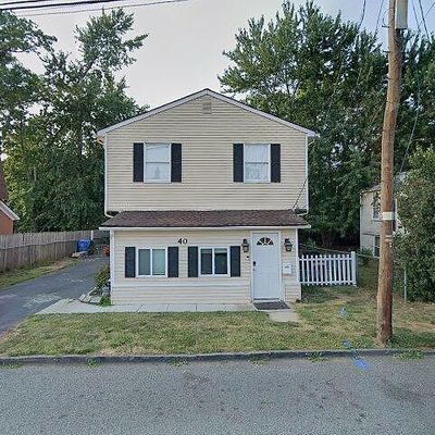 40 Wedgewood Ave, Woodbridge, NJ 07095