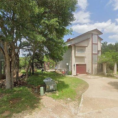 400 Shady Bluff Dr, Wimberley, TX 78676