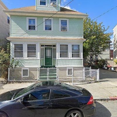 5 Roosevelt St, New Bedford, MA 02744